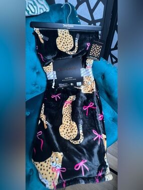 Juicy Couture Black Plush Throw with Leopard and Bows Accents 50”x70” NWT